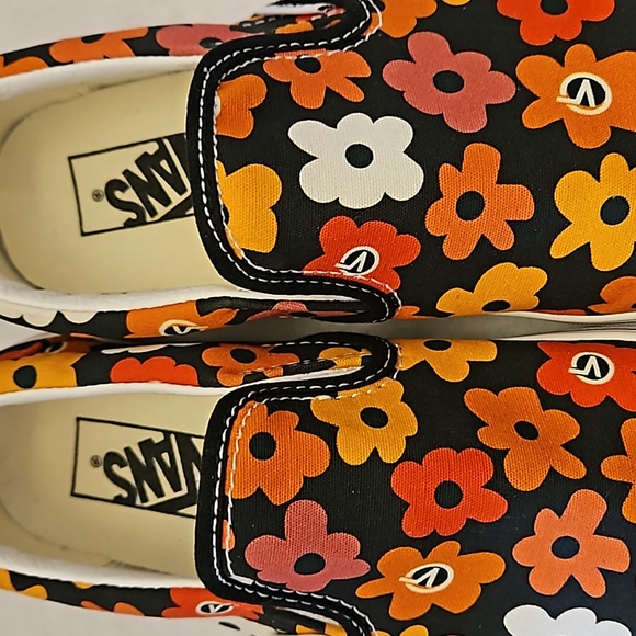 Vans | Women's Black Body Orange Floral Slip-On Sneakers Sz 9 - Picture 12 of 12